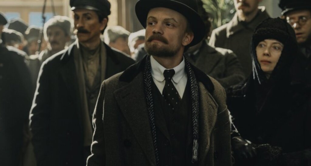 Кончаловский: В «Хрониках русской революции» Ткачук похож на Ленина!