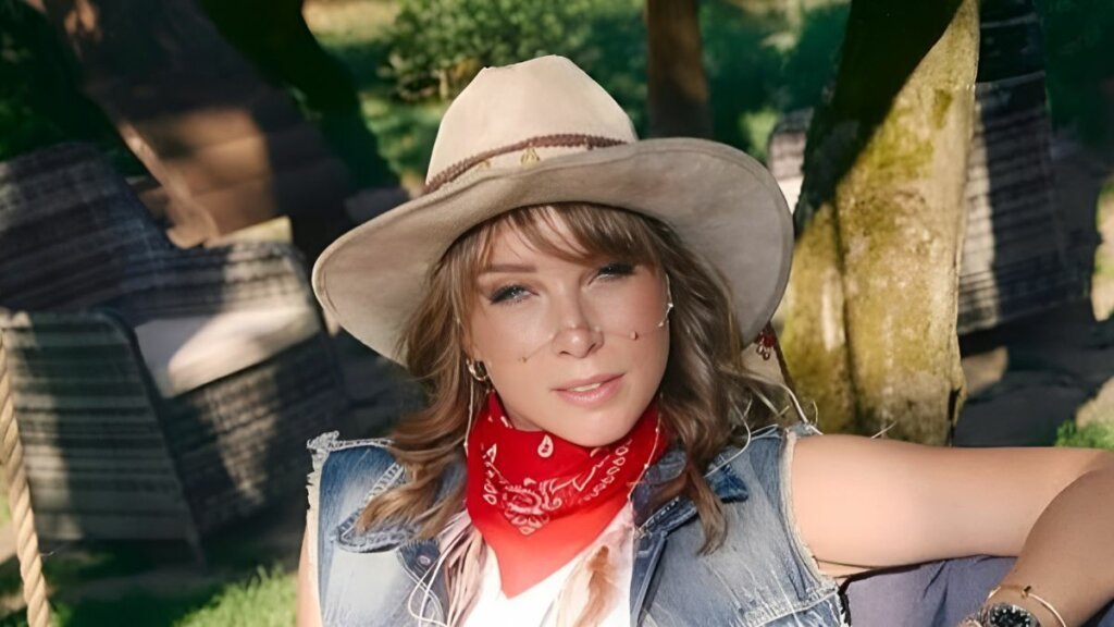 Многодетная Полина Диброва поделилась горячими кадрами с Товстиком с Мальдив