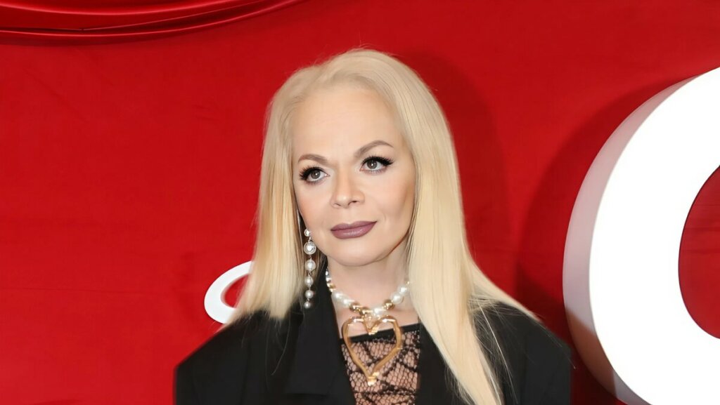 Лариса Долина снова судится из-за той же квартиры