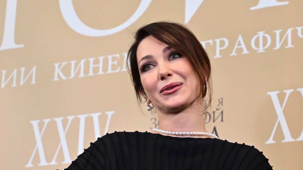 Екатерина Климова изменила в себе одну деталь и превратилась в Варнаву (фото)
