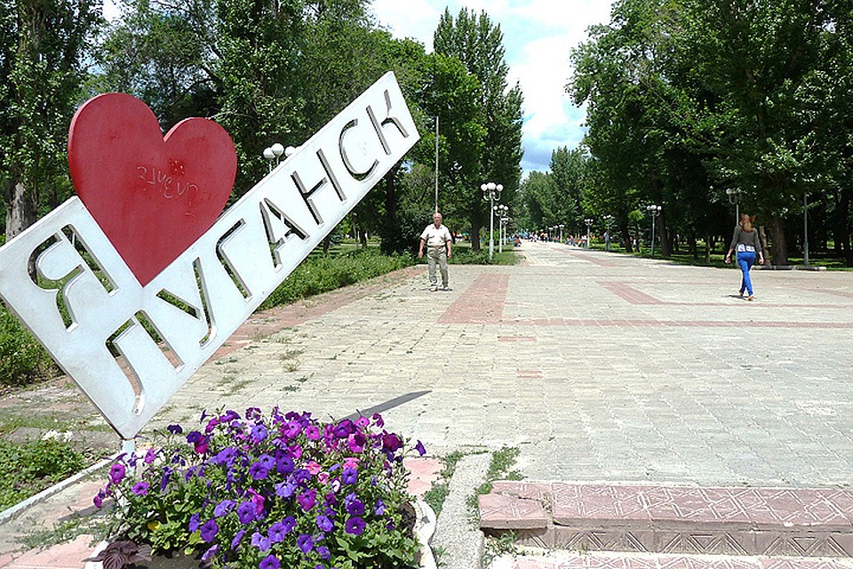 Картинки по запросу Почему Россия не может взять к себе Донбасс