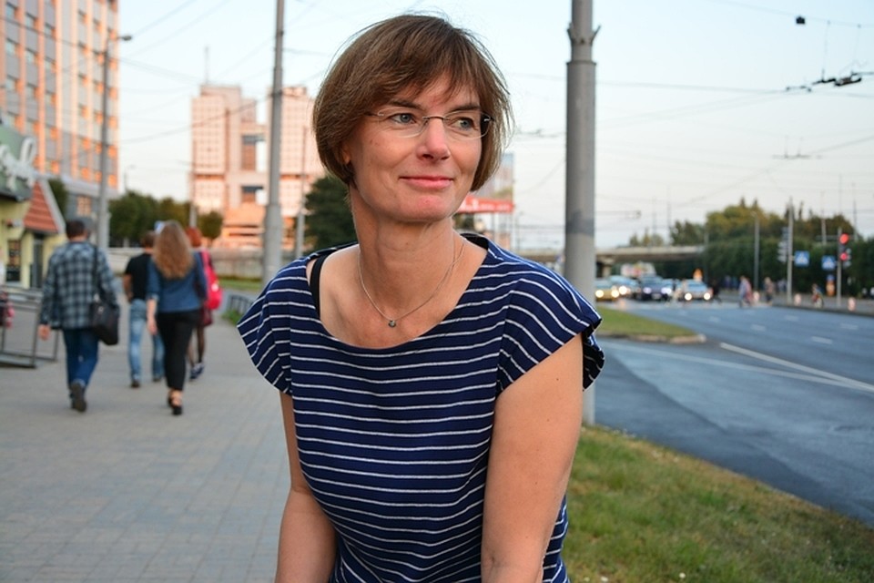 Писательница липецк. Рубина писательница. Писательница мария степанова. Татьяна. Писательница детективов татьяна устинова.