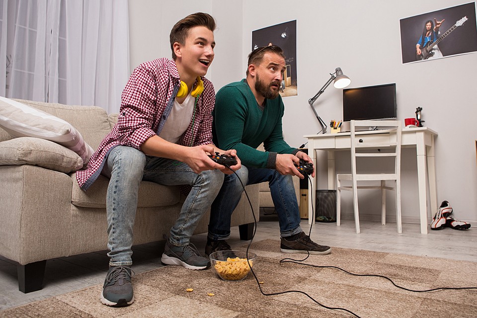 Должно ли государство давать деньги на детей от 16 и старше