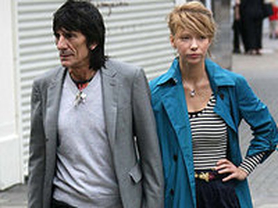 Ронни Вуд Екатерине Ивановой «Ты сука, и моя собственность!»