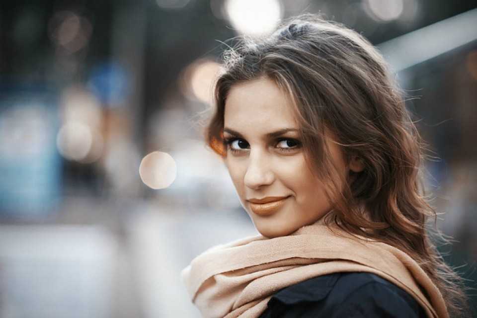 devushki-gde-zhe-vi-klassnie-devki-rostova-rozovom-plate