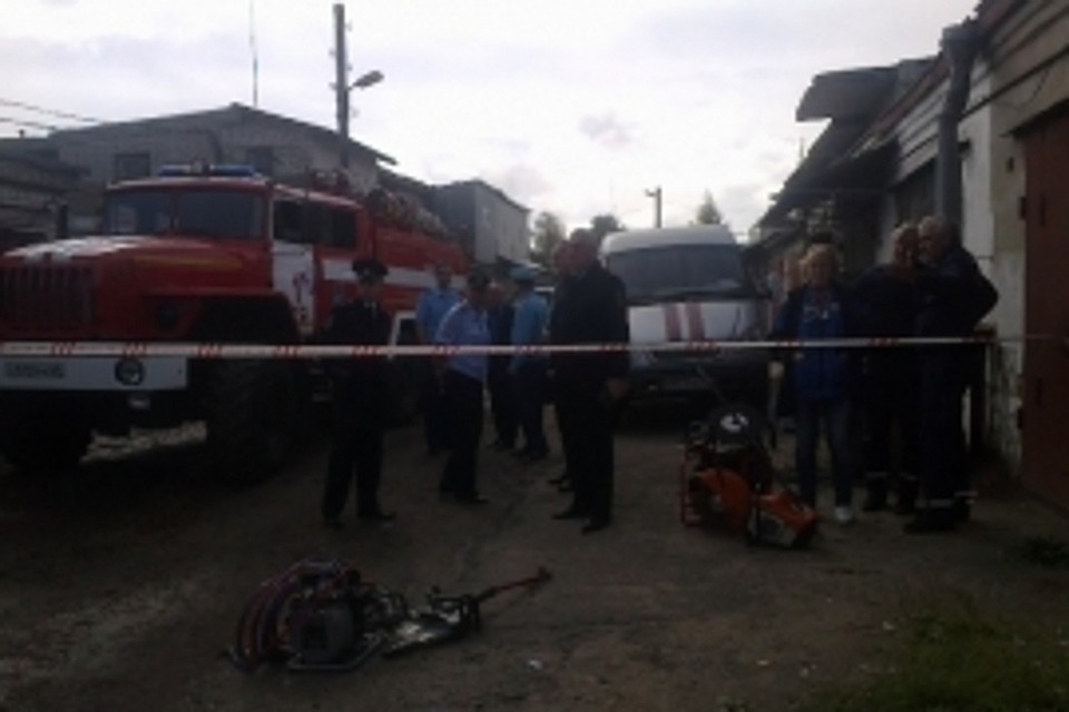 Ночью в твери сегодня что взорвалось. Пожар в твери вчера в заволжском районе. Теплотрасса в заволжье на 14 декабря тверь. Ночью в твери сегодня что взорвалось. Пожар в твери.