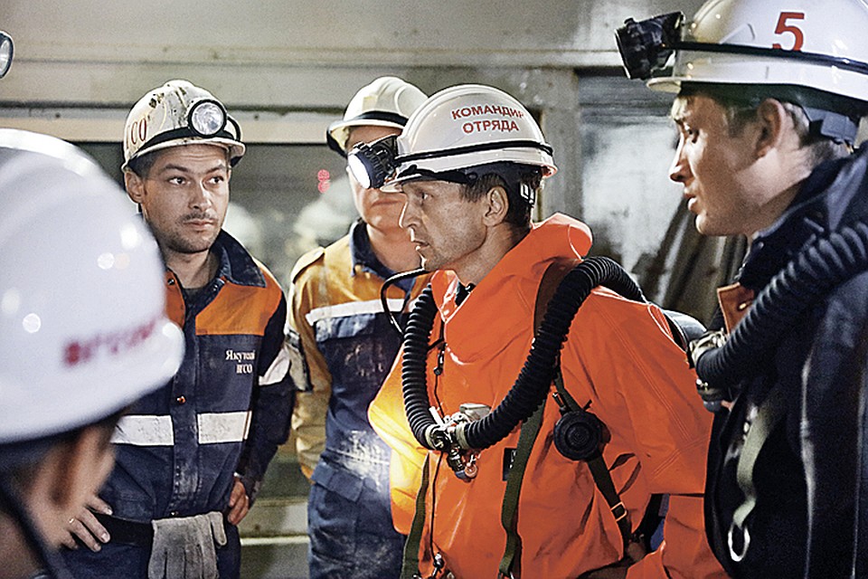 Руководитель горноспасательных работ. Вгсч воркута шахта. Горноспасатели мчс днр. Горноспасательный отряд вгсч мчс. Руководитель горноспасательных работ.