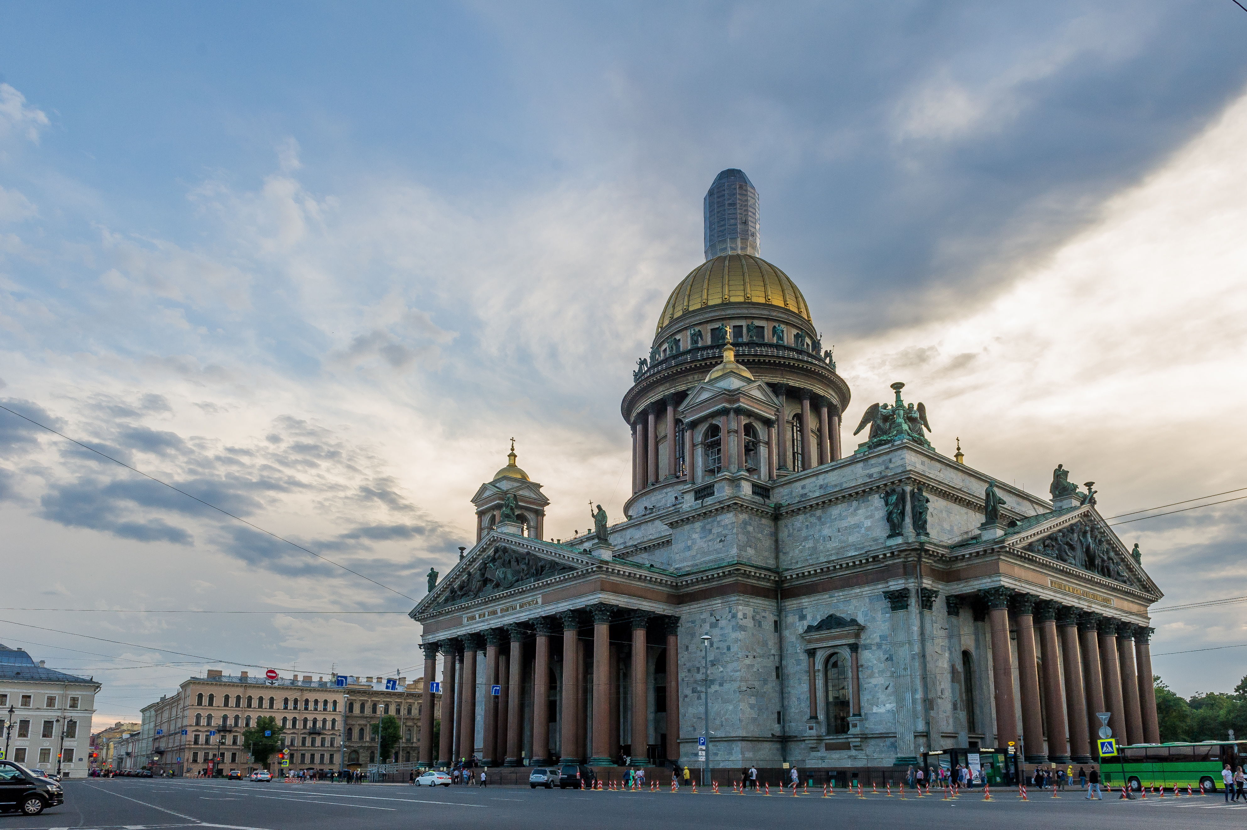 Сколько ни смотри, все равно каждый раз видишь что-то новое.