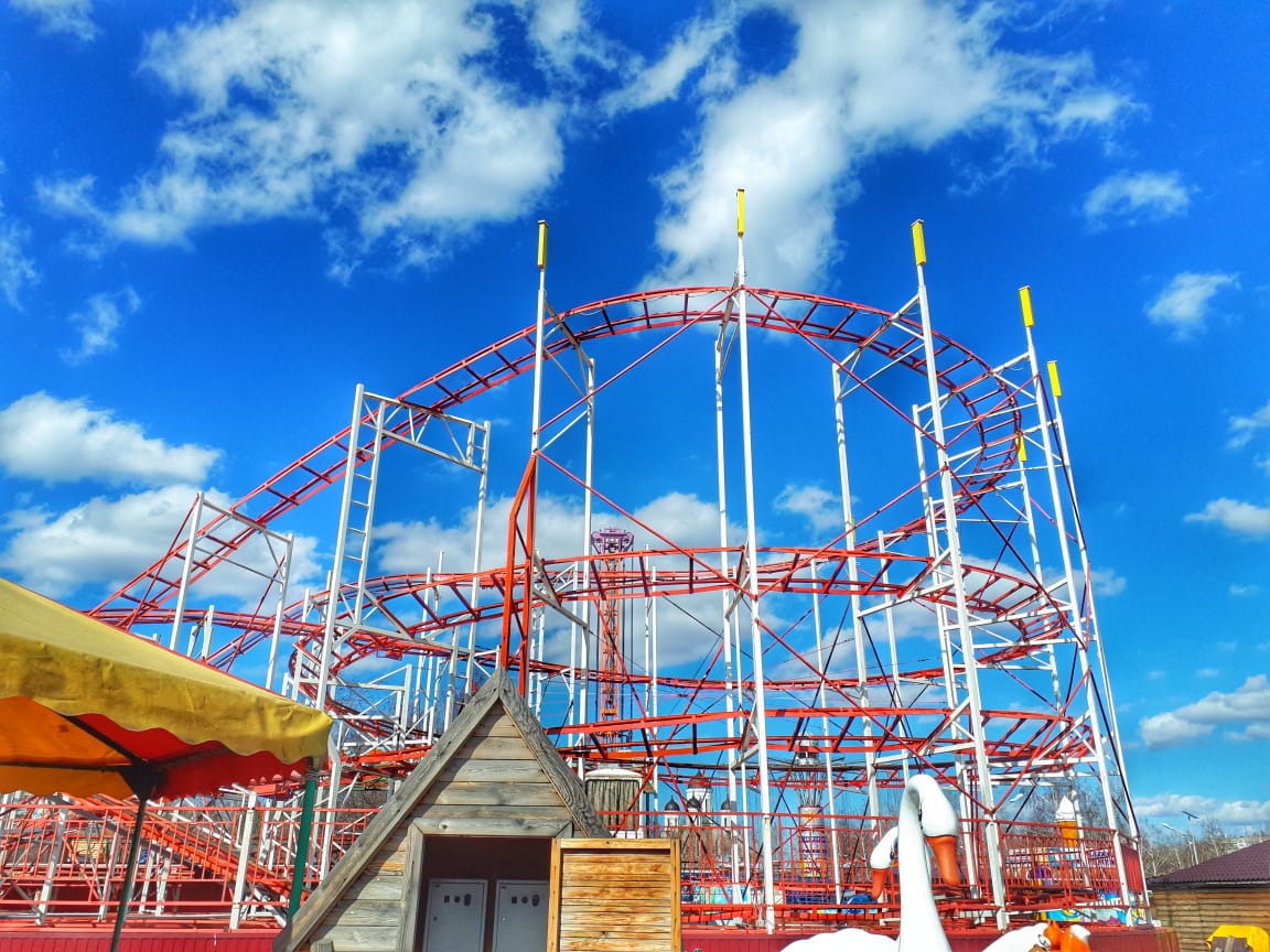 Предоставлено парком "Арлекино". Единственные в городе "Американские горки"