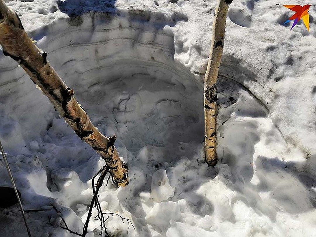 Здесь нашли тело Дмитрия. Это метрах в 120 от Артёма.