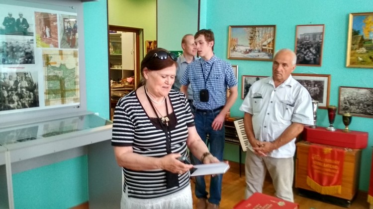 Жену депутата знал и любил весь поселок
