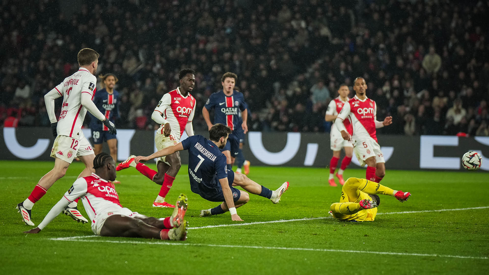 ФК «Монако» — ФК ПСЖ. Фото: globallookpress.com/Aurelien Morissard