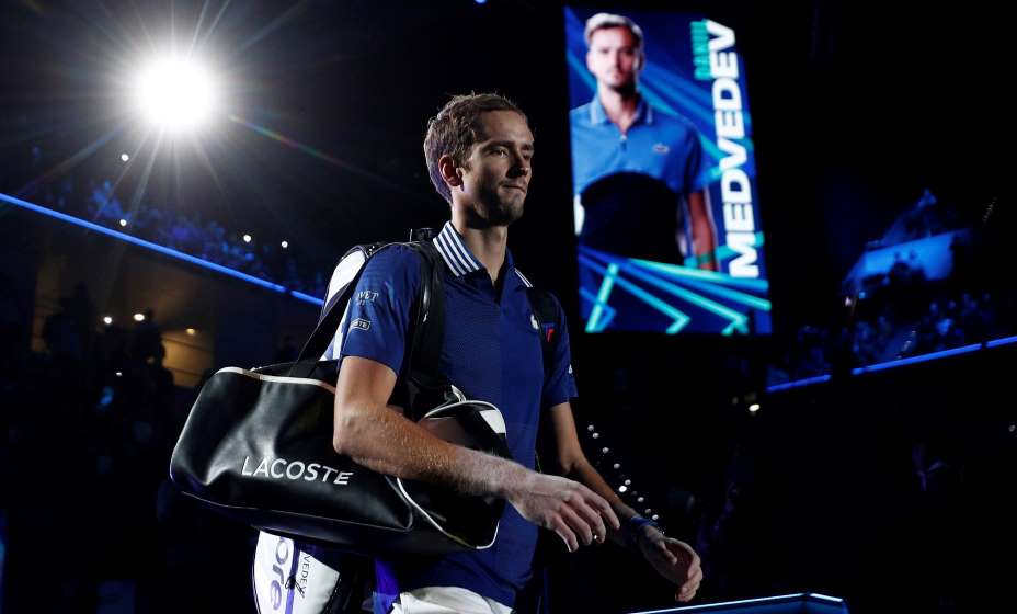 Даниил Медведев выходит на корт не только, чтобы побеждать, но и устраивать шоу. Фото: Reuters