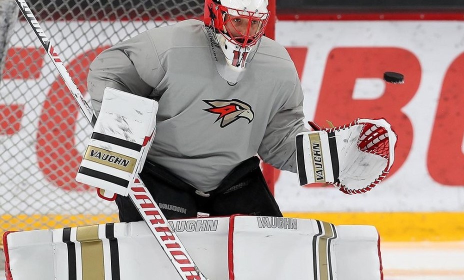 Голкипер «Авангарда» чех Грубец пока остается в команде. Фото: Instagram Шимона Грубеца