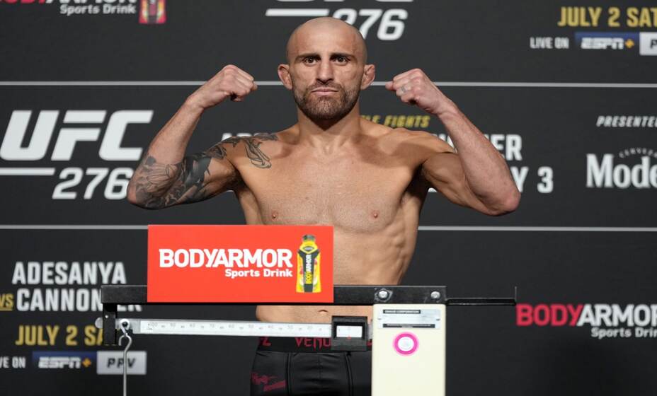 Александр Волкановски ради боя с Махачевым сменил весовую категорию. Фото: UFC Russia