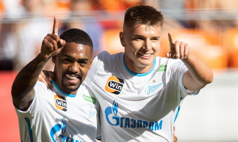 Малком и Мостовой, Зенит