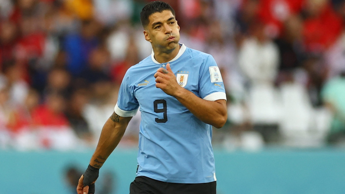 На чемпионат мира 2022 года Суарес приехал безработным. Фото: REUTERS