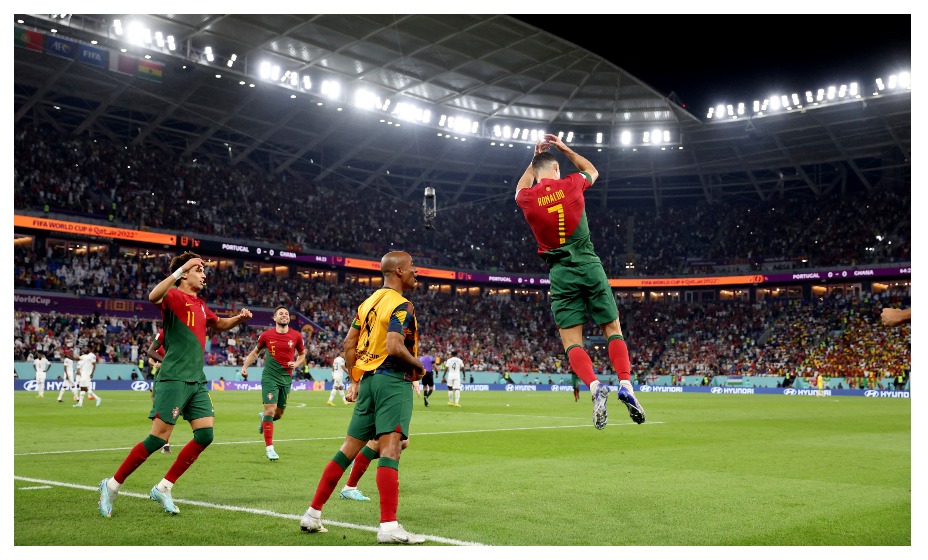 Криштиану Роналду забил гол на пятом ЧМ. Фото: Reuters