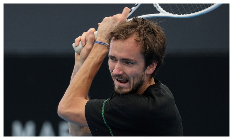 Даниил Медведев в одном шаге от выхода в финал. Фото: Reuters