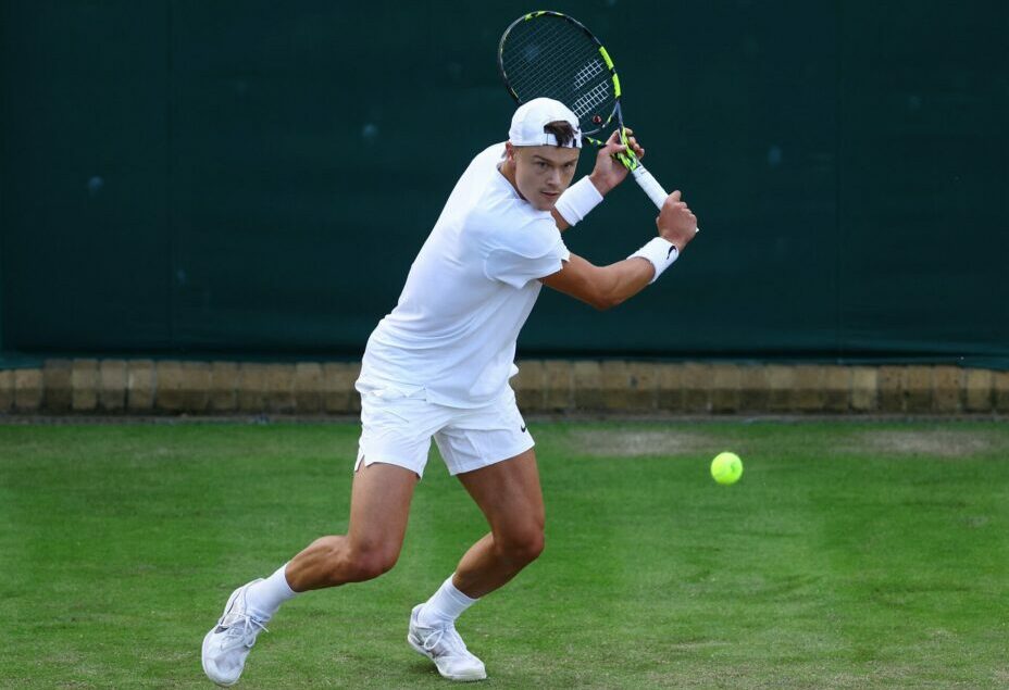 Хольгер Руне пропустит Олимпиаду в Париже из-за травмы. Фото: REUTERS