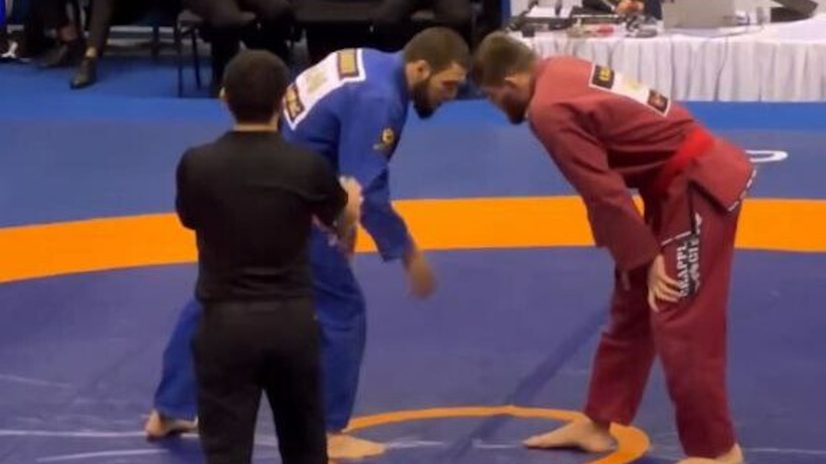 На ЧМ русский борец показал класс в схватке с украинцем. Фото: стоп-кадр видео