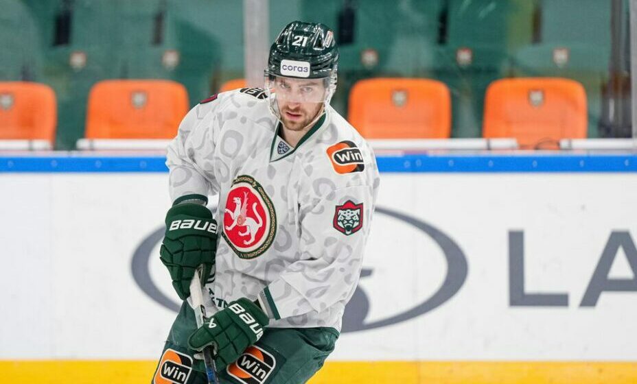 «Ак Барс» обменял нападающего Семена Кошелева в «Адмирал».  Фото: ХК «Ак Барс»