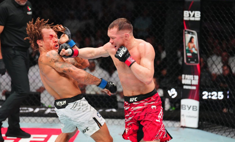 Петр Ян без проблем победил Маркуса Макги на турнире UFC в Абу-Даби. Фото: UFC Russia