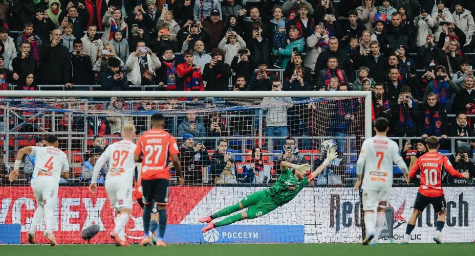 Вратарь Максименко превращается в проблему для «Спартака». Фото: ФК «Спартак»