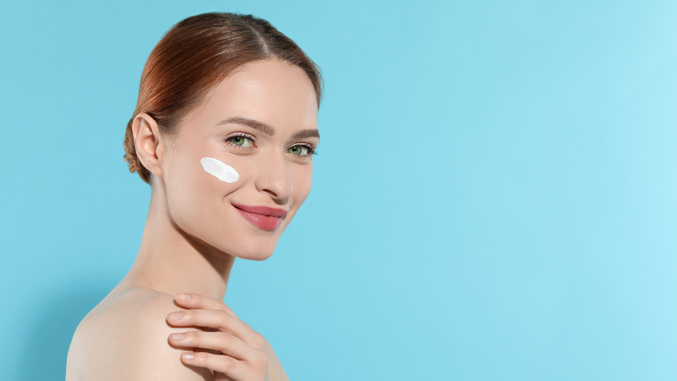 12 лучших кремов с церамидами для лица в 2025 году