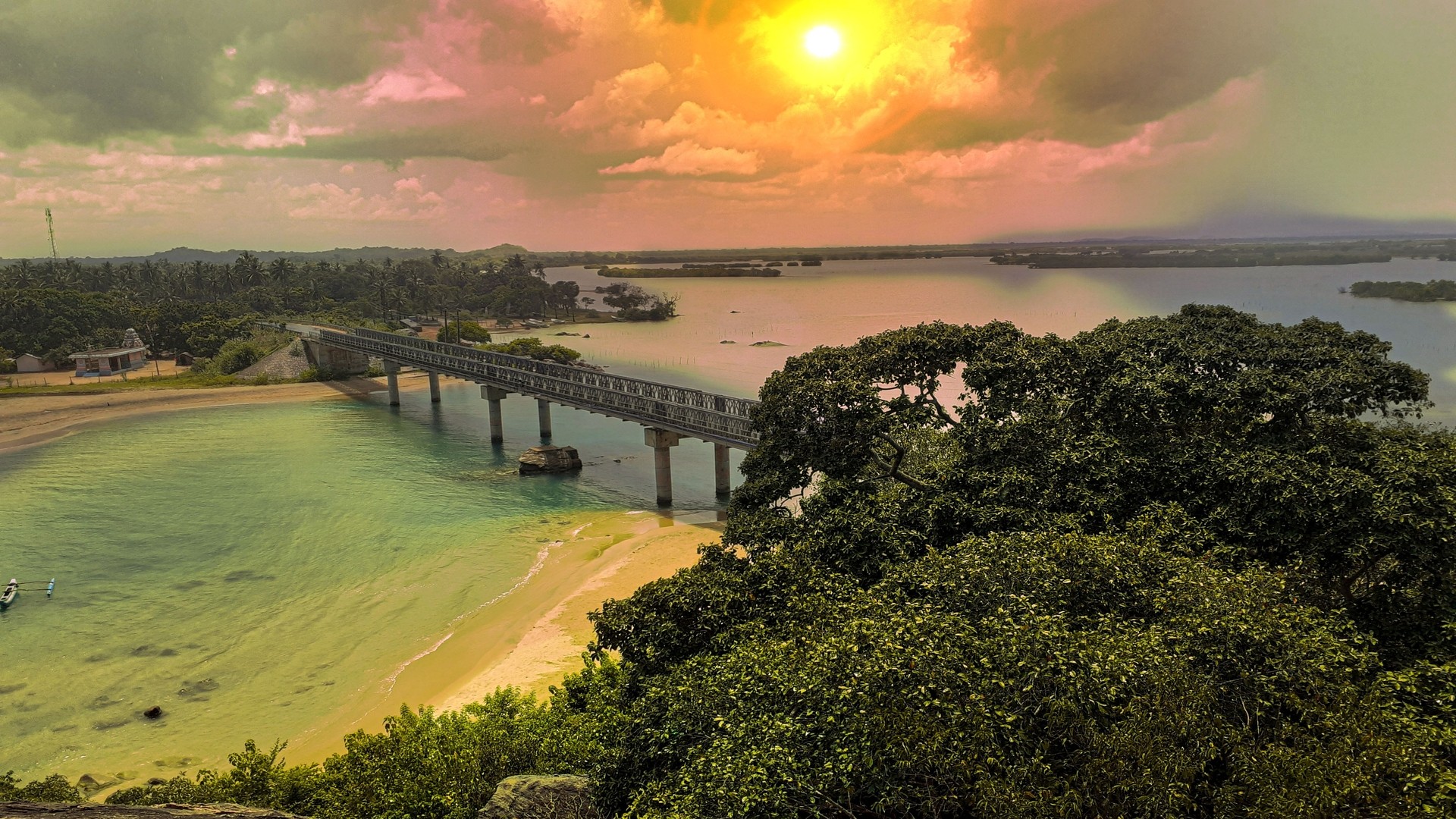 Мост в городе Баттикалоа.
