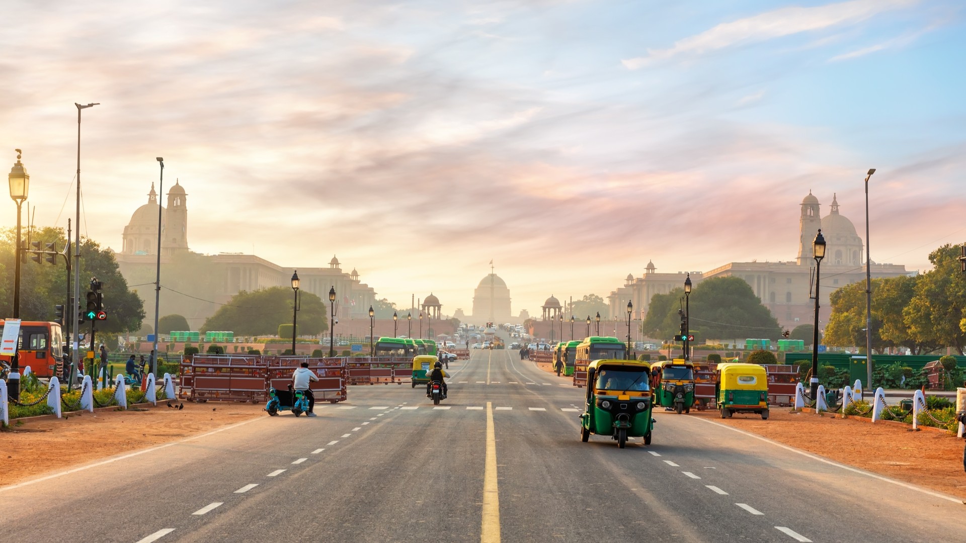 Дорога к президентской резиденции, или Раштрапати Бхаван, Нью-Дели.
