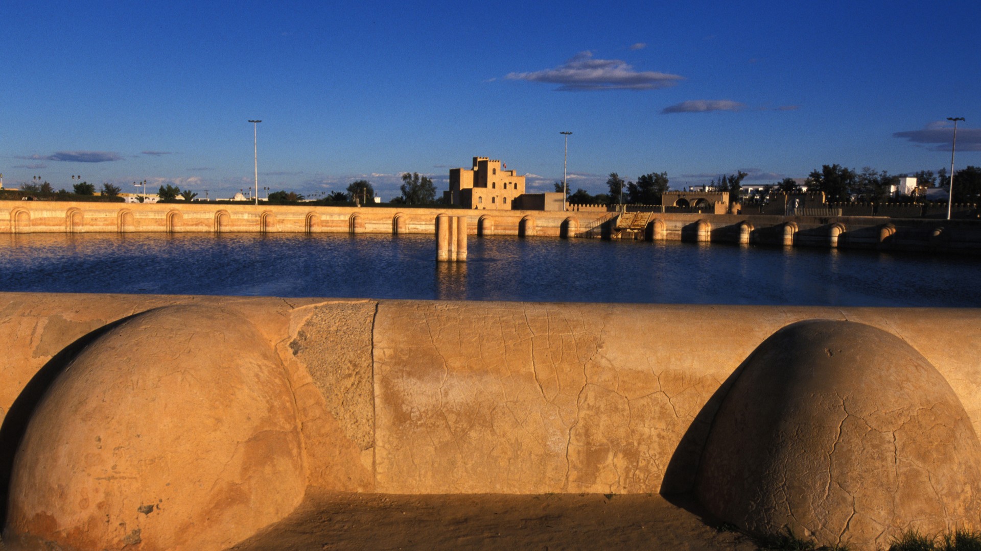 Бассейны реки Аглабид в Кайруане, Тунис.